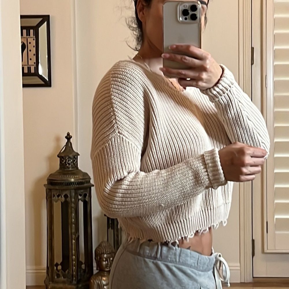 💕Cute top💕  - Picture 2 of 5